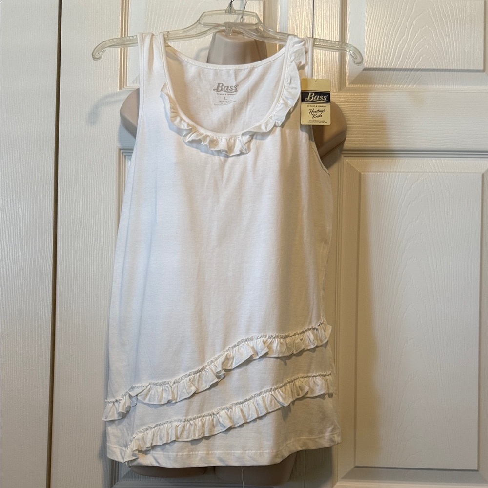 * NWT - Bass White Ruffle-Trim Sleeveless Top ( sz - large)